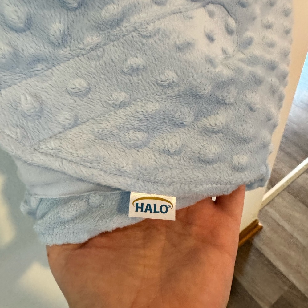 HALO Sleepsack Swaddle, Wearable Blanket, TOG 3.0, Velboa Plush Dots, 0-3 Months